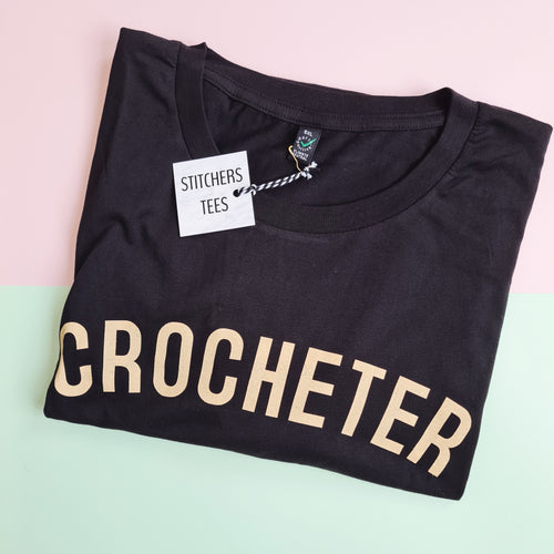 CROCHETER T Shirt - Unisex - 100% Organic Fairtrade Cotton - Pastel Font
